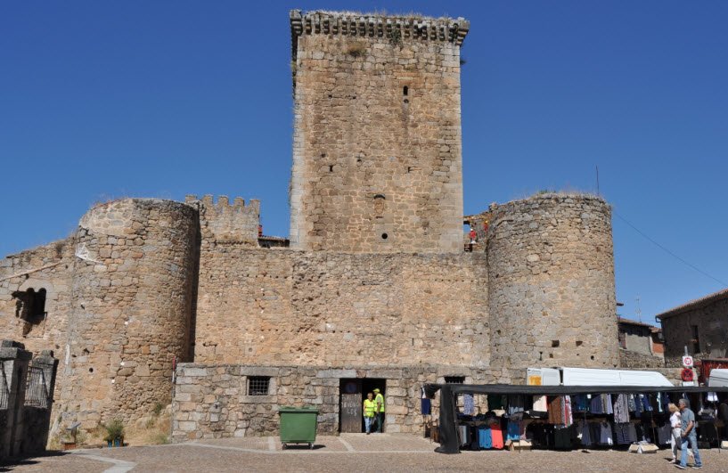 Castillo de Miranda del Castañar, Spain